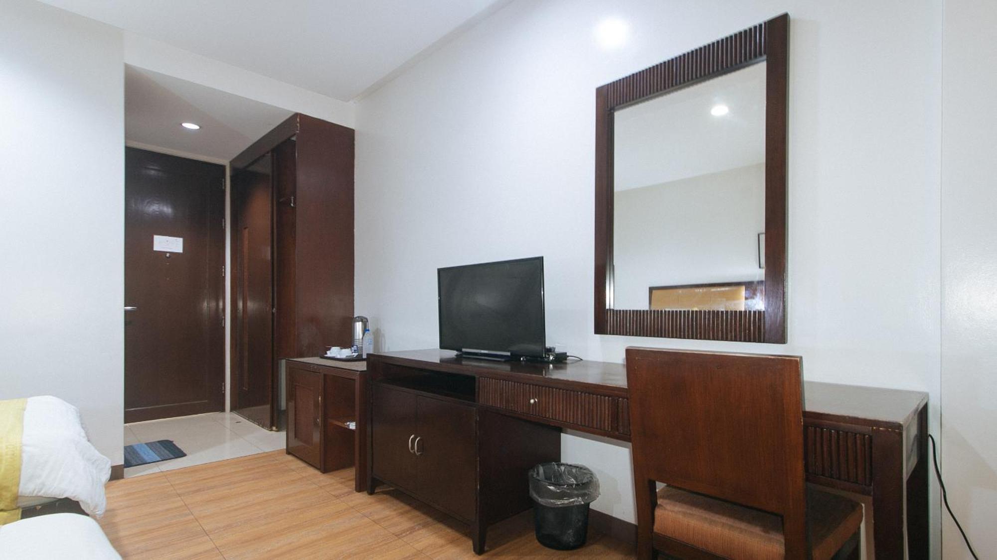 Bliss Hotel San Fernando Pampanga City Dış mekan fotoğraf