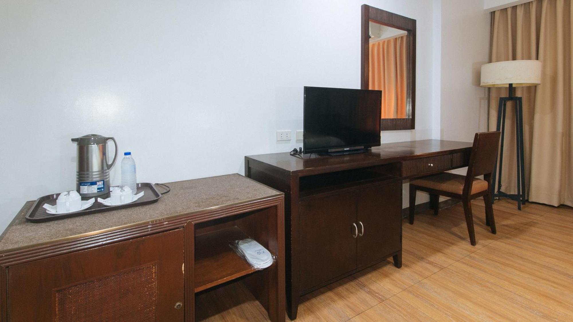 Bliss Hotel San Fernando Pampanga City Dış mekan fotoğraf